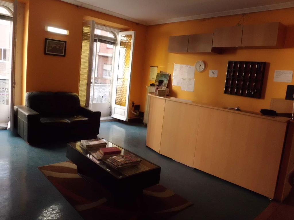 Hostal Lima Valladolid Esterno foto