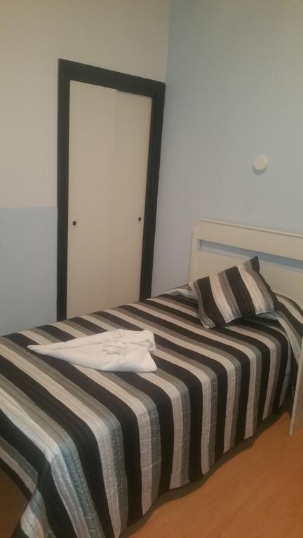 Hostal Lima Valladolid Esterno foto