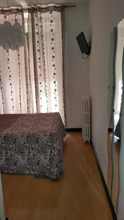 Hostal Lima Valladolid Esterno foto