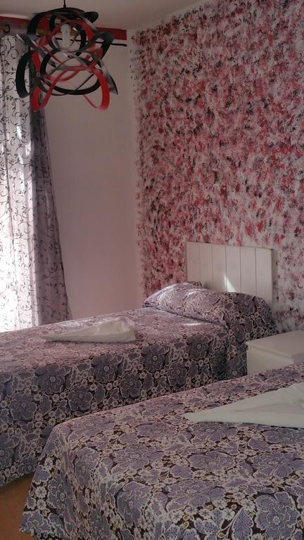 Hostal Lima Valladolid Esterno foto
