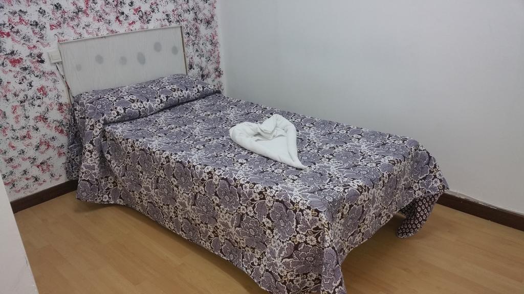 Hostal Lima Valladolid Esterno foto