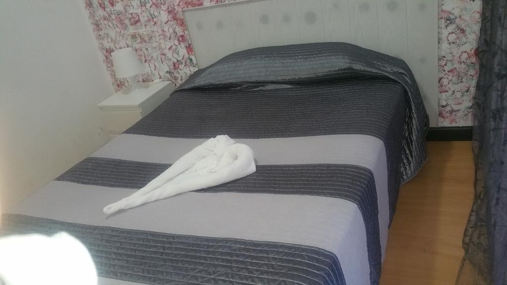 Hostal Lima Valladolid Esterno foto
