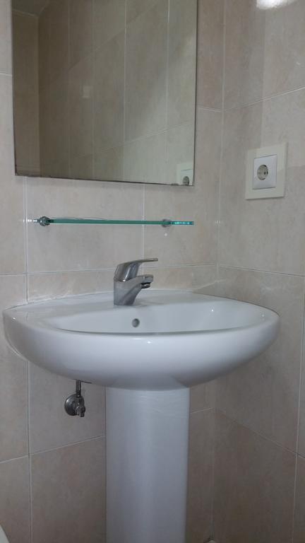 Hostal Lima Valladolid Esterno foto