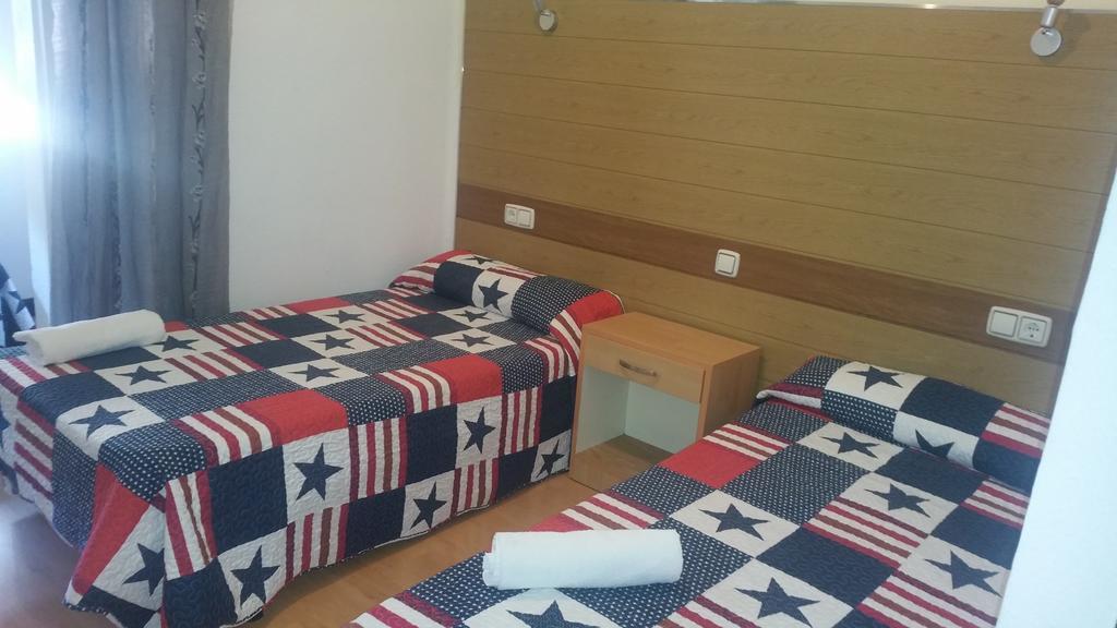 Hostal Lima Valladolid Esterno foto
